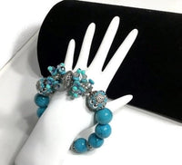 THE TURQUOISE ROSE CLUSTER STRETCH BRACELET, woman's size, turquoise color, holiday gift, give handmade,