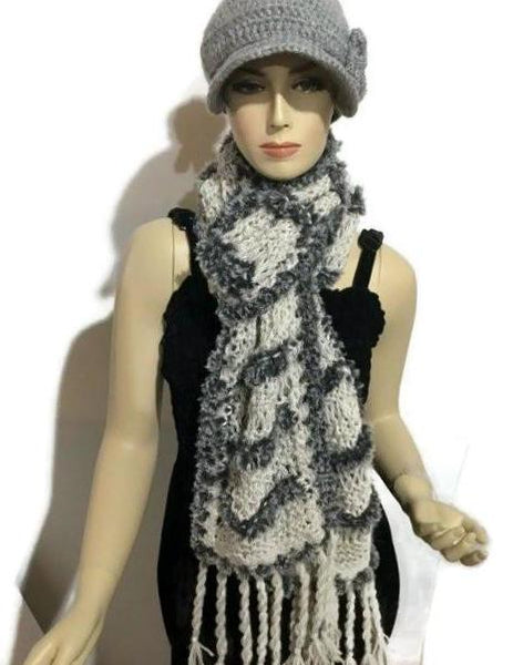 THE SHADES OF GRAY SCARF, knit gray alpaca and faux fur yarn, handmade wrap, gift for her, for winter,